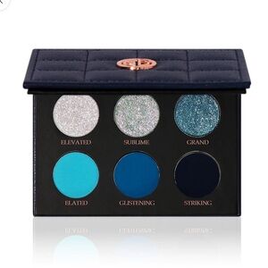 Glaminatrix Cosmetics Elevated eyes eyeshadow palette